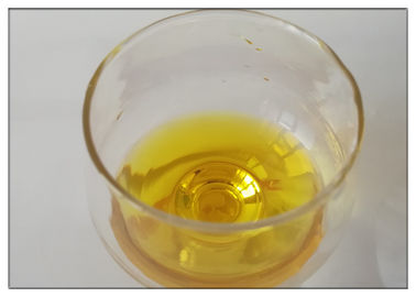Naturalny olejek Linum Usitatissimum, tłoczony na zimno olej z nasion lnu Żółty kolor